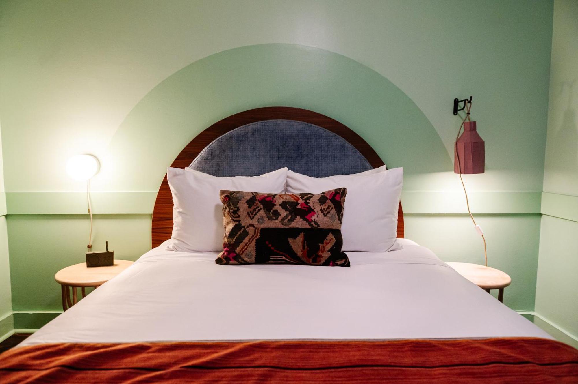 Hotel The Frenchmen New Orleans By Kasa Habitación foto