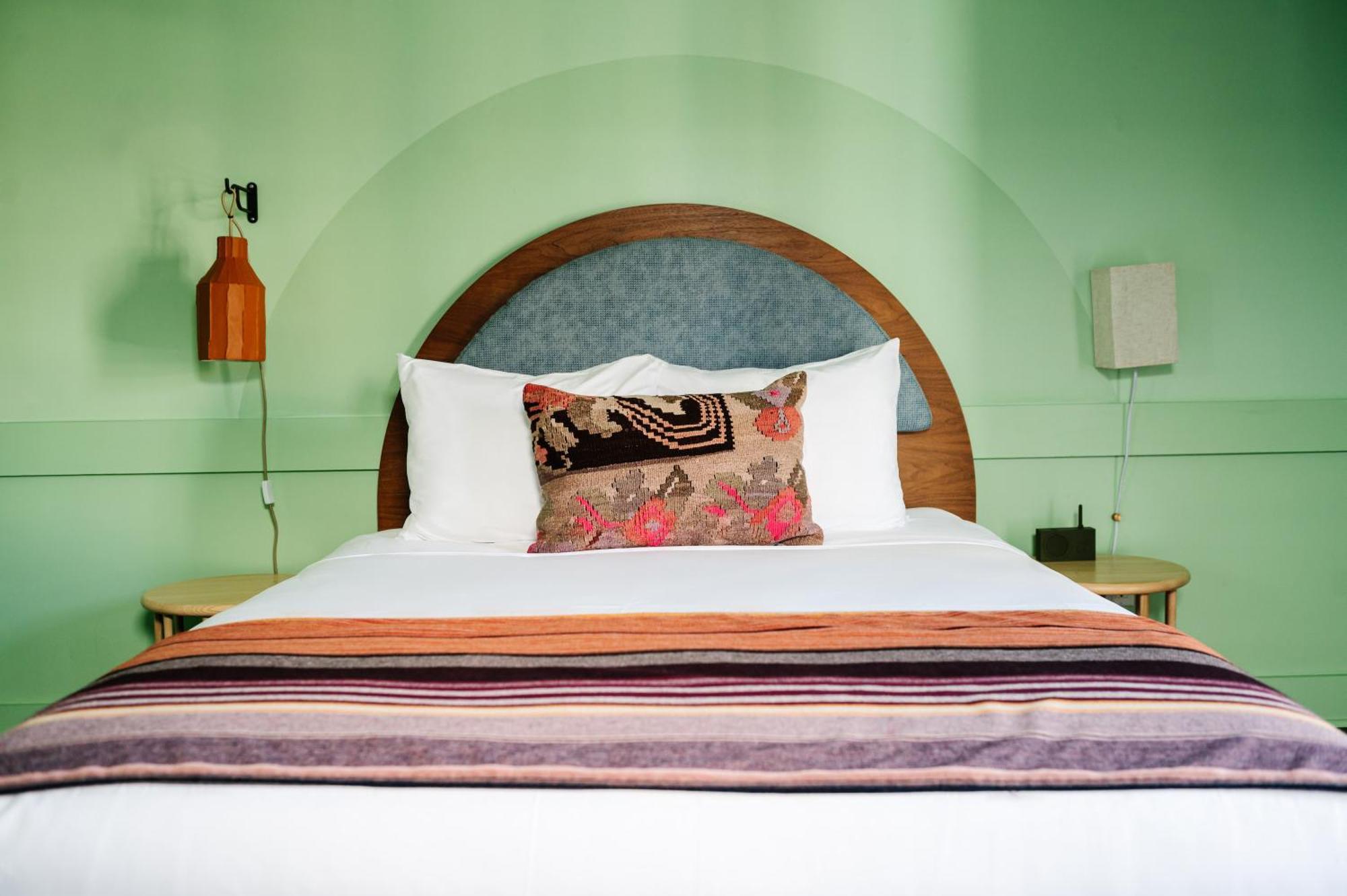 Hotel The Frenchmen New Orleans By Kasa Habitación foto